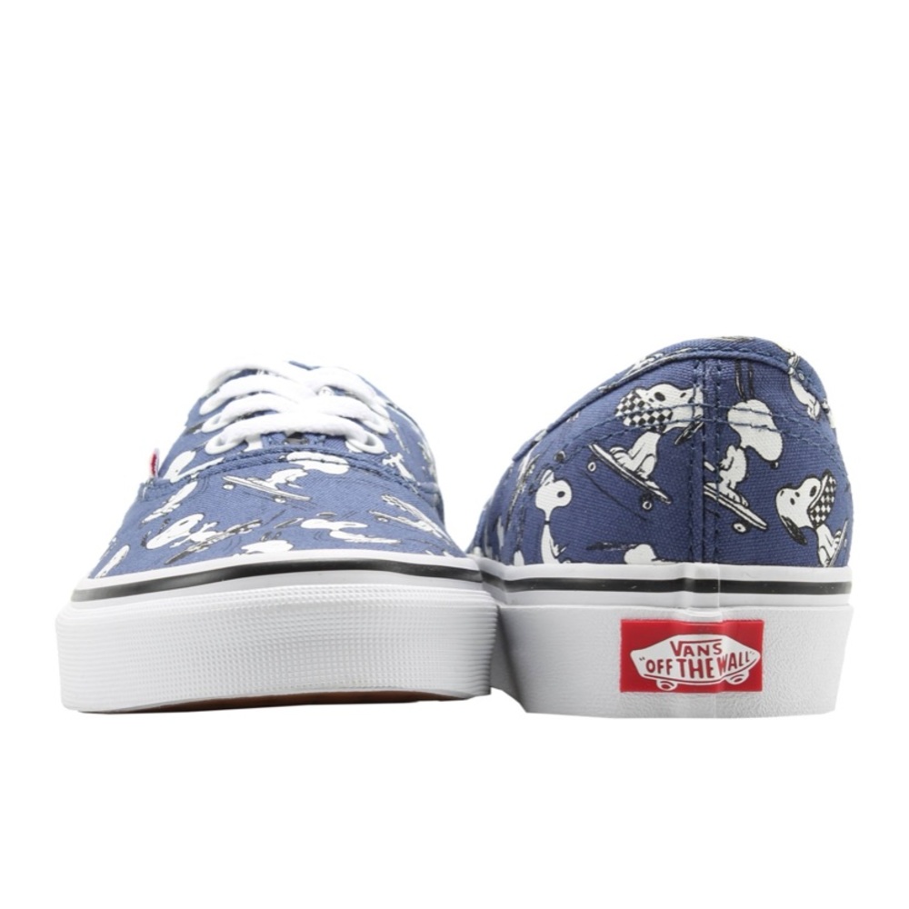 Vans Snoopy Limited Edition Sneakers - light wear